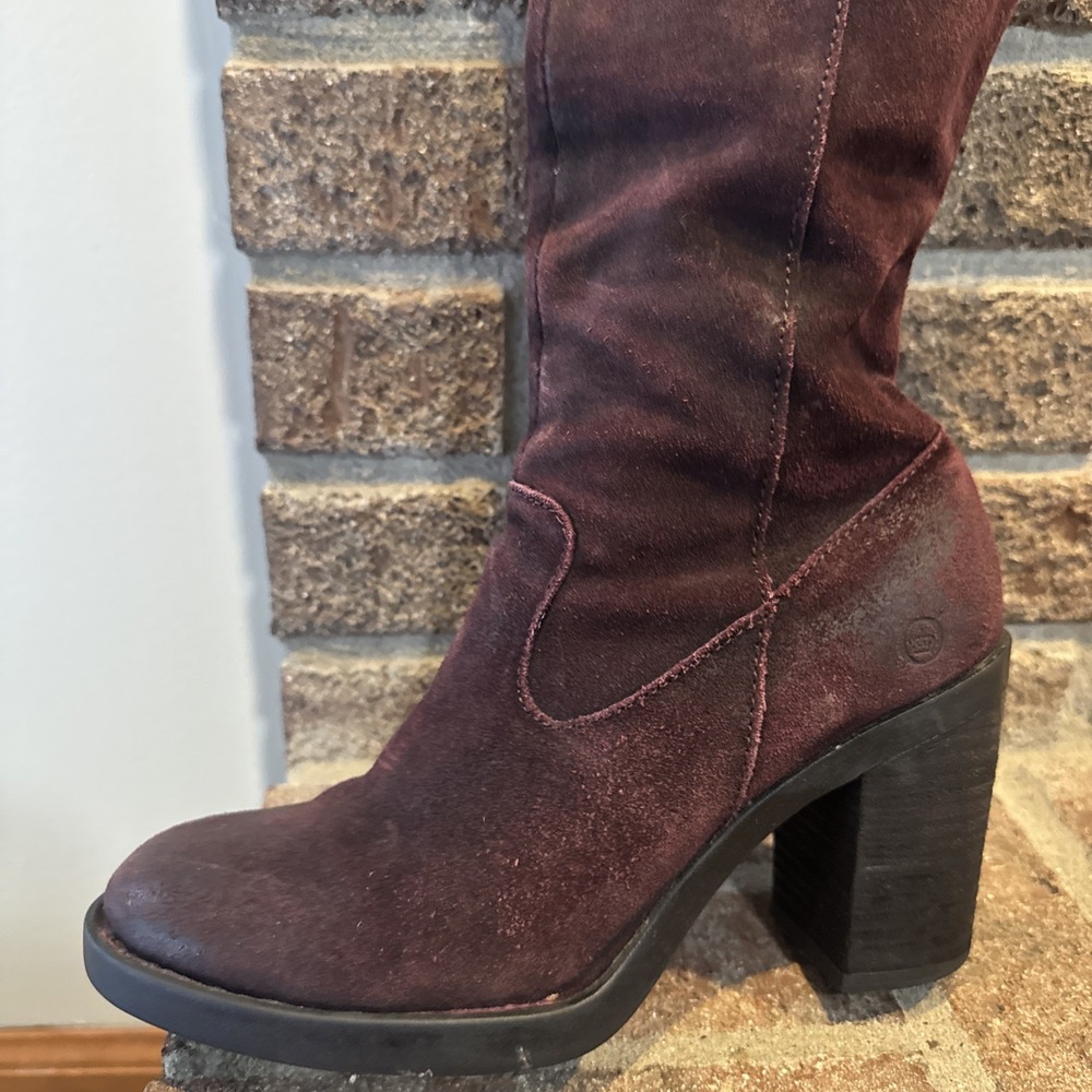 Born Over The Knee Suede Leather Block Heel Boots Women's Sz 7 Dark Red - Picture 13 of 16